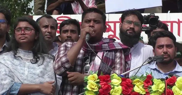 কোনো দলের পুলিশ না হয়ে রাষ্ট্রের বাহিনী হওয়ার আহ্বান হাসনাতের